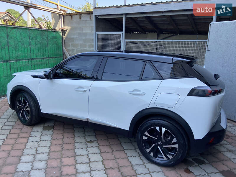 Внедорожник / Кроссовер Peugeot e-2008 2020 в Одессе