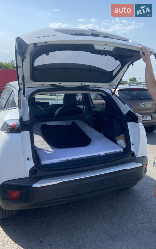 Внедорожник / Кроссовер Peugeot e-2008 2020 в Одессе