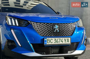 Внедорожник / Кроссовер Peugeot e-2008 2020 в 