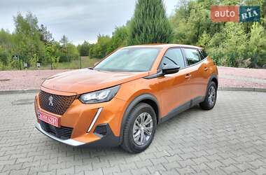 Позашляховик / Кросовер Peugeot e-2008 2022 в 