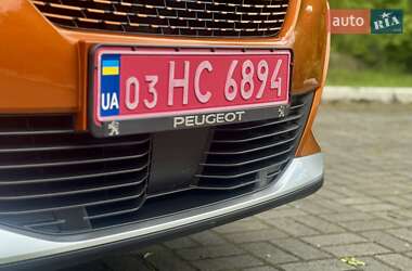 Позашляховик / Кросовер Peugeot e-2008 2021 в 
