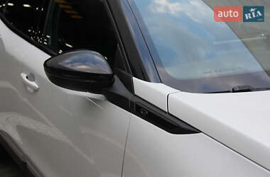 Позашляховик / Кросовер Peugeot e-2008 2020 в 