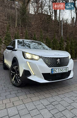 Позашляховик / Кросовер Peugeot e-2008 2022 в Львові
