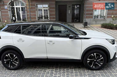 Позашляховик / Кросовер Peugeot e-2008 2020 в Києві