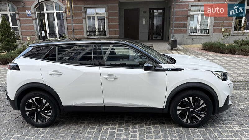 Peugeot e-2008 2020