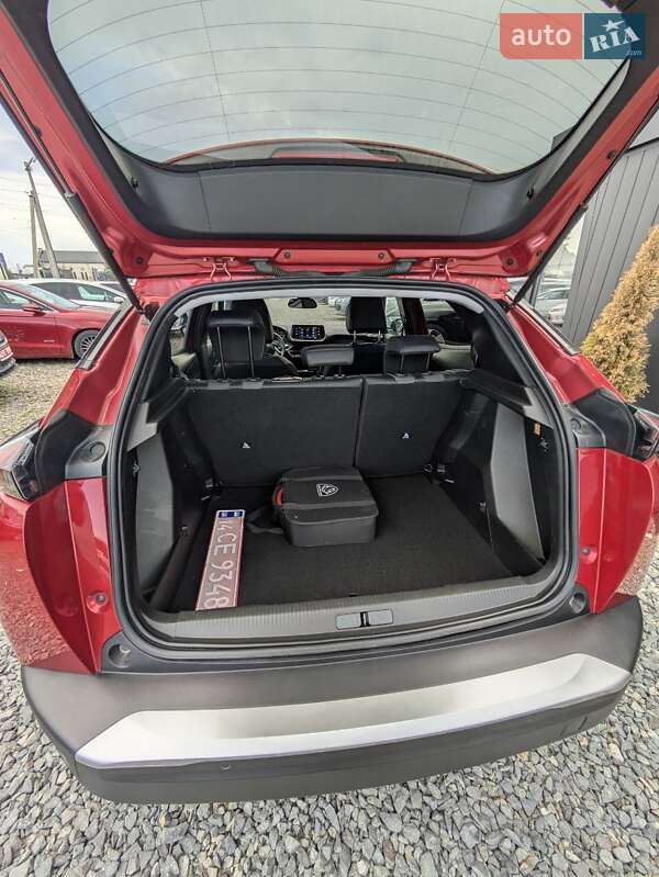 Позашляховик / Кросовер Peugeot e-2008 2022 в Львові фото 10 Позашляховик / Кросовер Peugeot e-2008 2022 в Львові