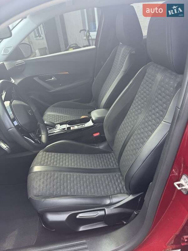 Позашляховик / Кросовер Peugeot e-2008 2021 в Болехові