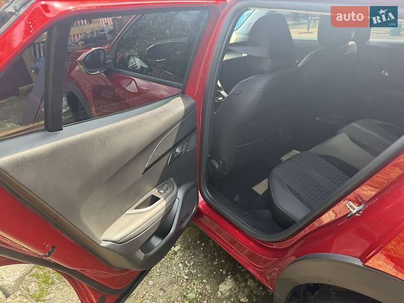 Позашляховик / Кросовер Peugeot e-2008 2021 в Болехові