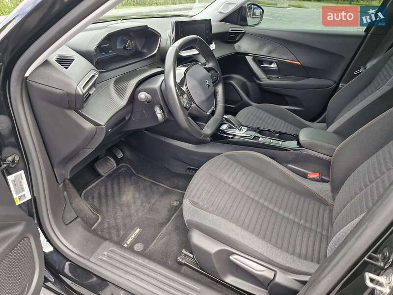 Позашляховик / Кросовер Peugeot e-2008 2020 в Самборі фото 36 Позашляховик / Кросовер Peugeot e-2008 2020 в Самборі