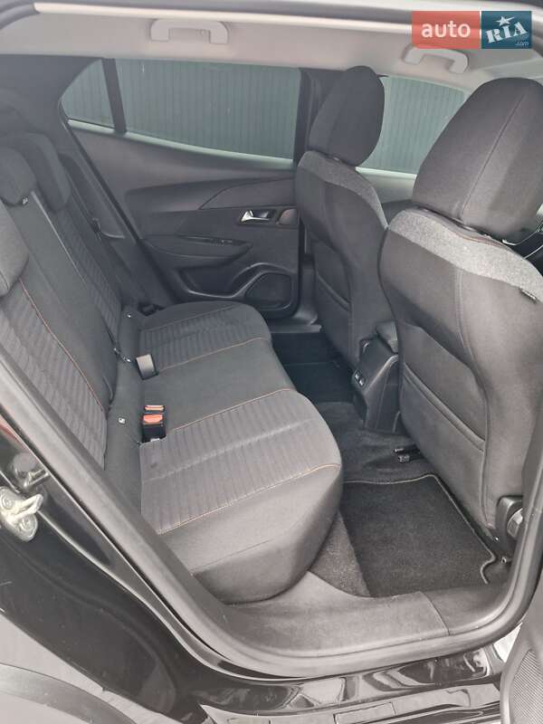 Позашляховик / Кросовер Peugeot e-2008 2020 в Самборі фото 40 Позашляховик / Кросовер Peugeot e-2008 2020 в Самборі