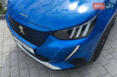 Позашляховик / Кросовер Peugeot e-2008 2022 в 