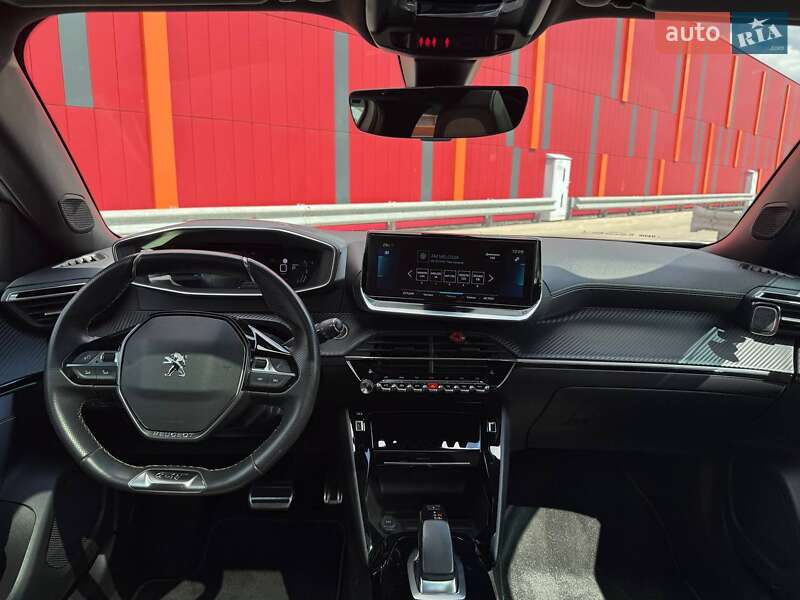 Внедорожник / Кроссовер Peugeot e-2008 2021 в Киеве