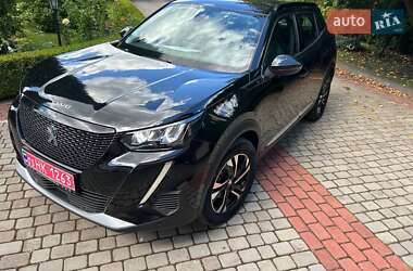 Внедорожник / Кроссовер Peugeot e-2008 2020 в Львове
