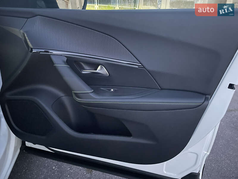 Внедорожник / Кроссовер Peugeot e-2008 2020 в Виннице