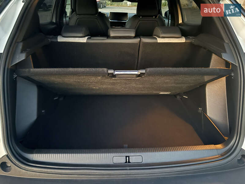 Внедорожник / Кроссовер Peugeot e-2008 2020 в Виннице