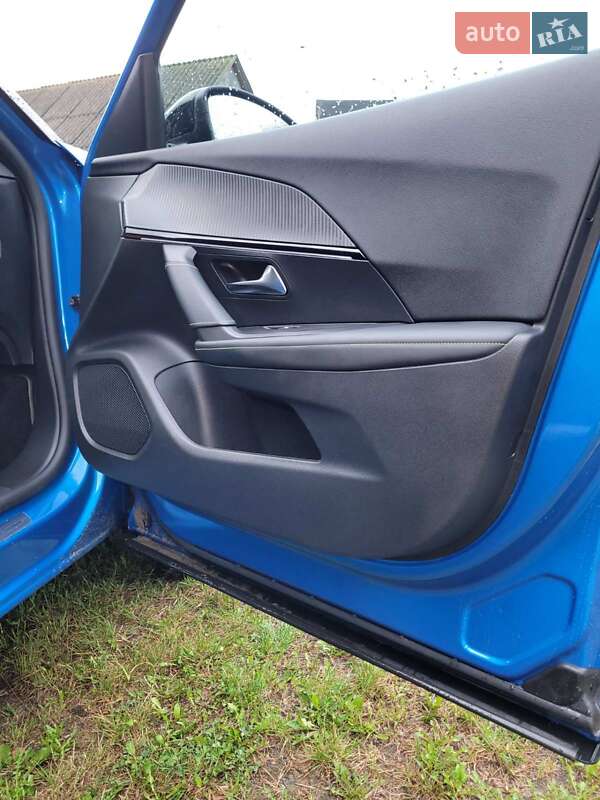 Внедорожник / Кроссовер Peugeot e-2008 2023 в Ковеле