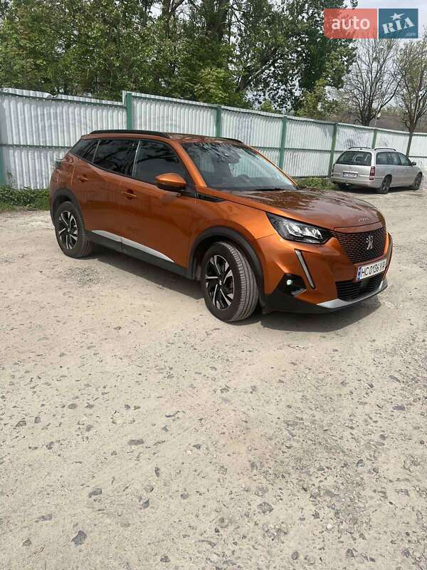 Внедорожник / Кроссовер Peugeot e-2008 2020 в Львове