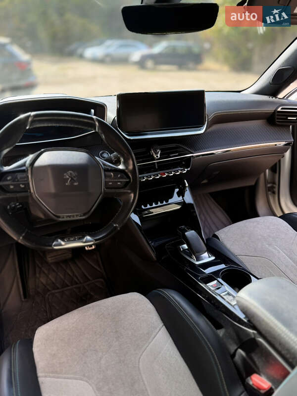 Позашляховик / Кросовер Peugeot e-2008 2020 в Одесі