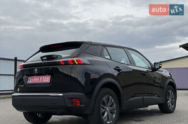 Внедорожник / Кроссовер Peugeot e-2008 2022 в 