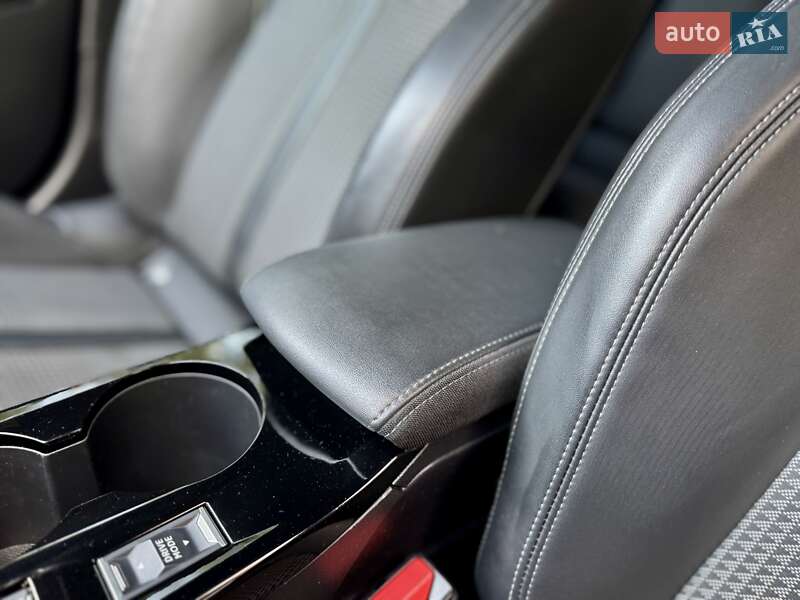 Внедорожник / Кроссовер Peugeot e-2008 2020 в Дрогобыче фото 84 Внедорожник / Кроссовер Peugeot e-2008 2020 в Дрогобыче