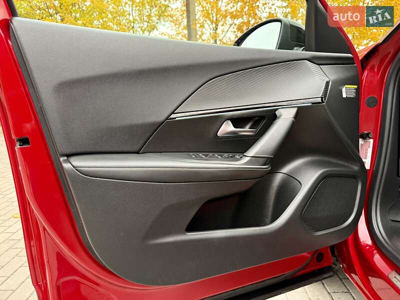 Позашляховик / Кросовер Peugeot e-2008 2020 в Бердичеві