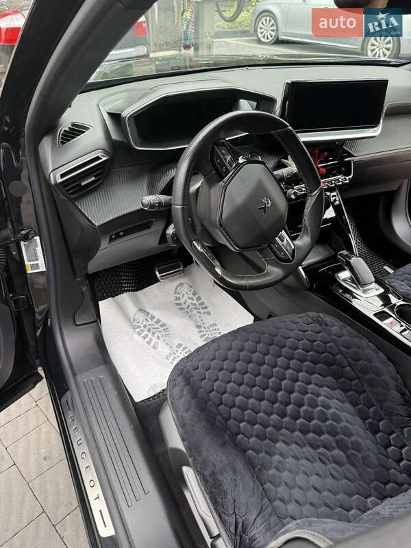 Внедорожник / Кроссовер Peugeot e-2008 2020 в Самборе