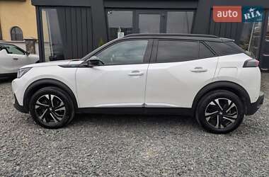 Внедорожник / Кроссовер Peugeot e-2008 2023 в 