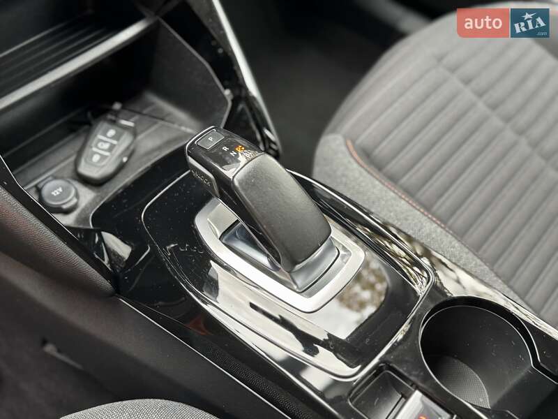 Позашляховик / Кросовер Peugeot e-2008 2021 в Дрогобичі