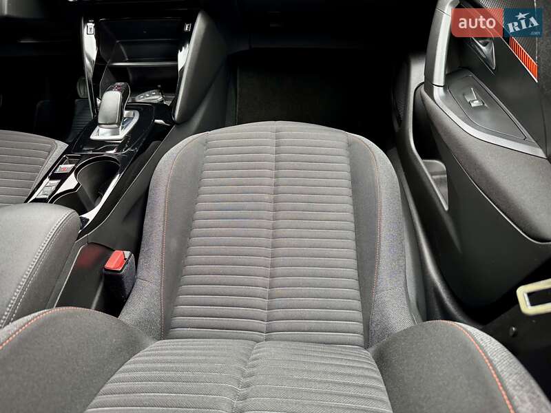 Позашляховик / Кросовер Peugeot e-2008 2021 в Дрогобичі