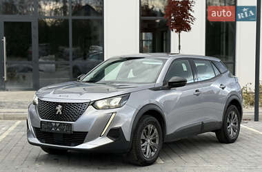 Внедорожник / Кроссовер Peugeot e-2008 2022 в Городке