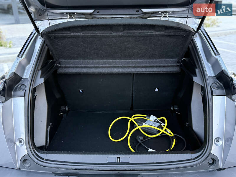 Позашляховик / Кросовер Peugeot e-2008 2022 в Городку фото 11 Позашляховик / Кросовер Peugeot e-2008 2022 в Городку