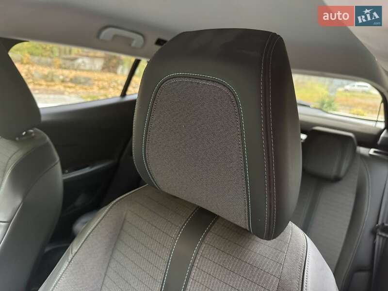 Внедорожник / Кроссовер Peugeot e-2008 2021 в Дрогобыче фото 48 Внедорожник / Кроссовер Peugeot e-2008 2021 в Дрогобыче