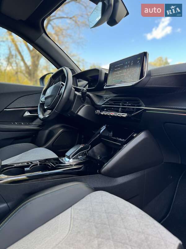 Внедорожник / Кроссовер Peugeot e-2008 2020 в Хмельницком фото 48 Внедорожник / Кроссовер Peugeot e-2008 2020 в Хмельницком