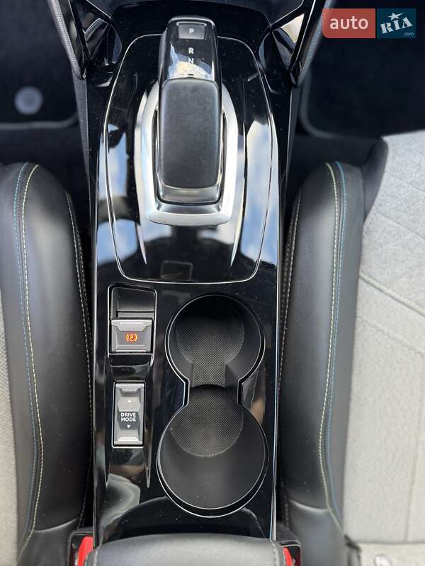 Внедорожник / Кроссовер Peugeot e-2008 2020 в Хмельницком фото 50 Внедорожник / Кроссовер Peugeot e-2008 2020 в Хмельницком