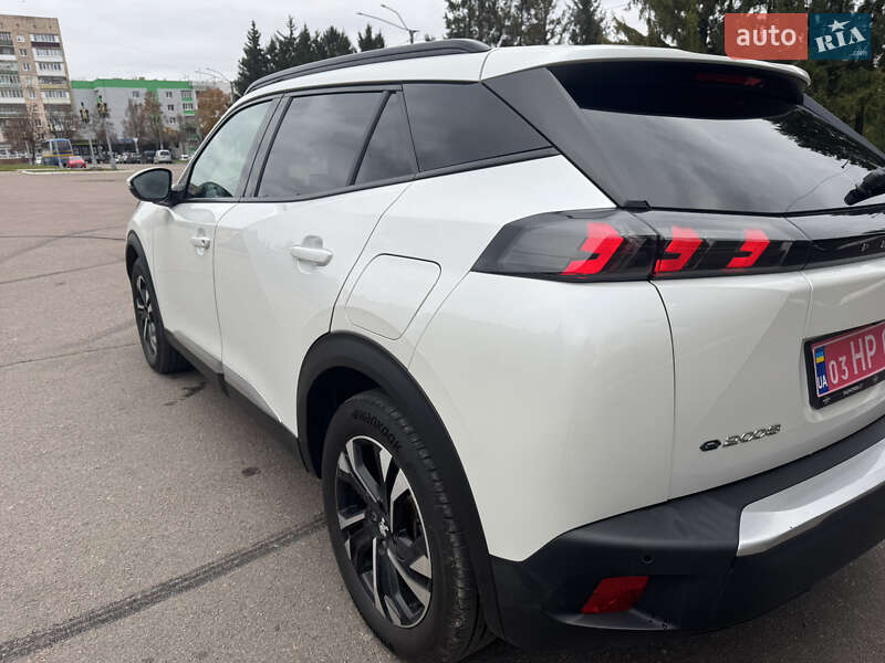 Позашляховик / Кросовер Peugeot e-2008 2020 в Рівному