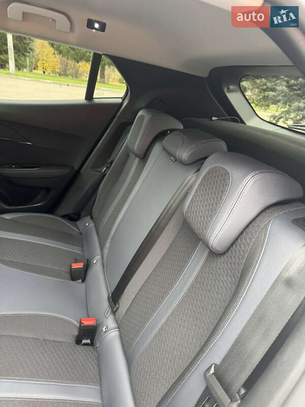 Позашляховик / Кросовер Peugeot e-2008 2020 в Рівному