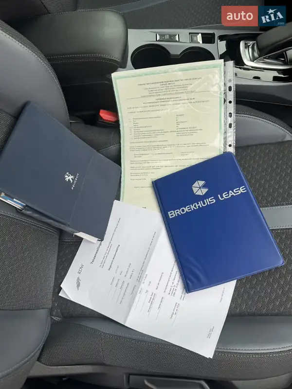 Позашляховик / Кросовер Peugeot e-2008 2020 в Рівному документ