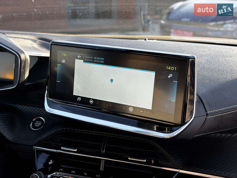 Внедорожник / Кроссовер Peugeot e-2008 2021 в Львове