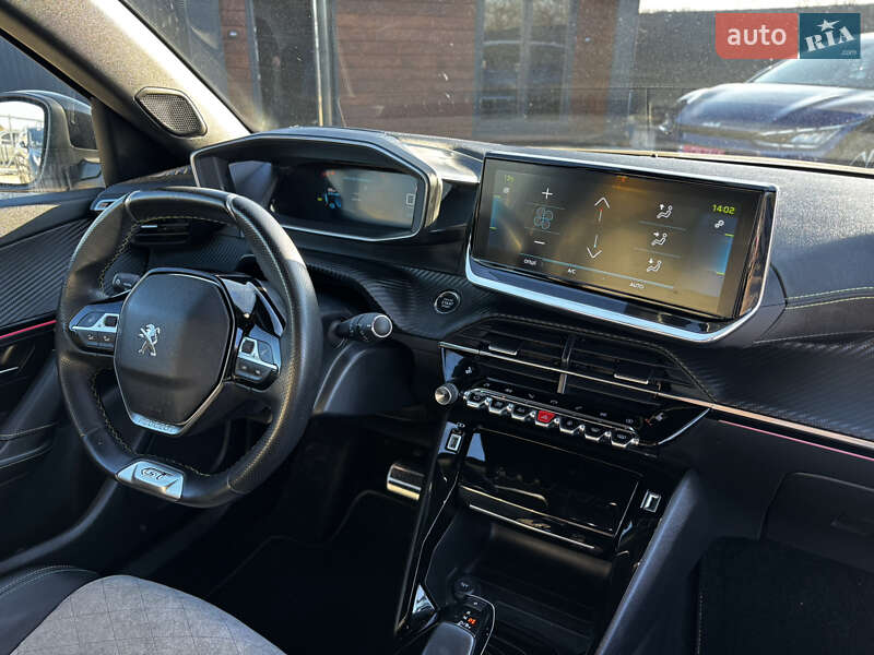 Внедорожник / Кроссовер Peugeot e-2008 2021 в Львове