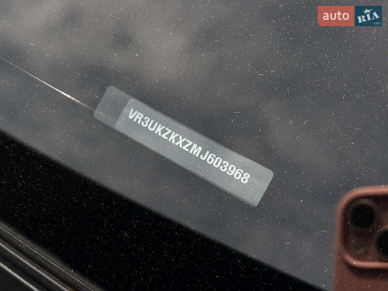 Внедорожник / Кроссовер Peugeot e-2008 2021 в Львове