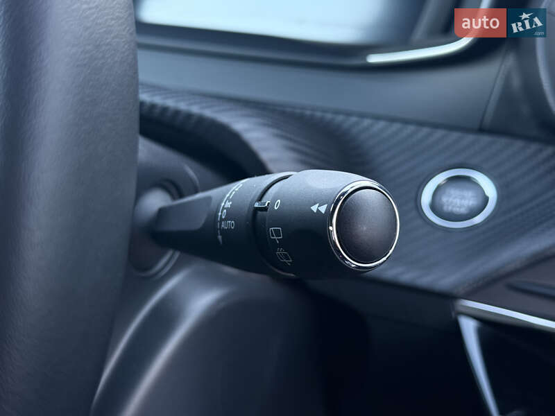 Внедорожник / Кроссовер Peugeot e-2008 2024 в Львове