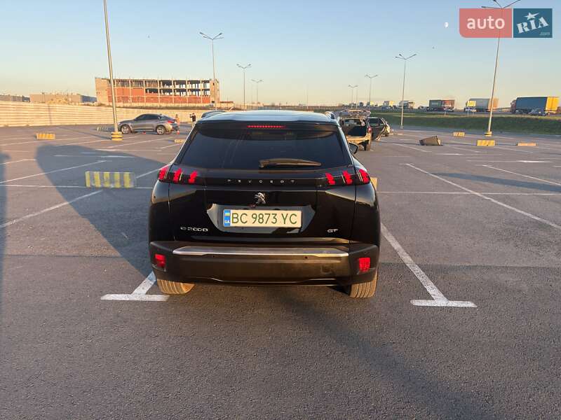 Позашляховик / Кросовер Peugeot e-2008 2021 в Львові