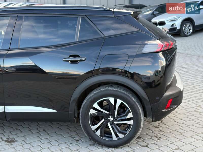 Позашляховик / Кросовер Peugeot e-2008 2021 в Львові