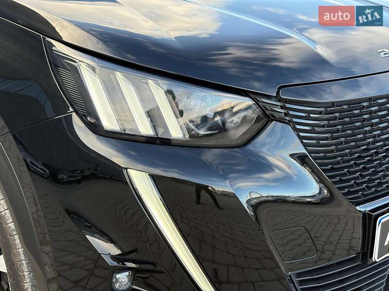 Позашляховик / Кросовер Peugeot e-2008 2021 в Львові