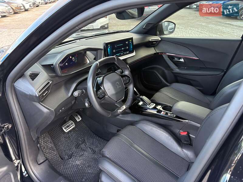 Позашляховик / Кросовер Peugeot e-2008 2021 в Львові