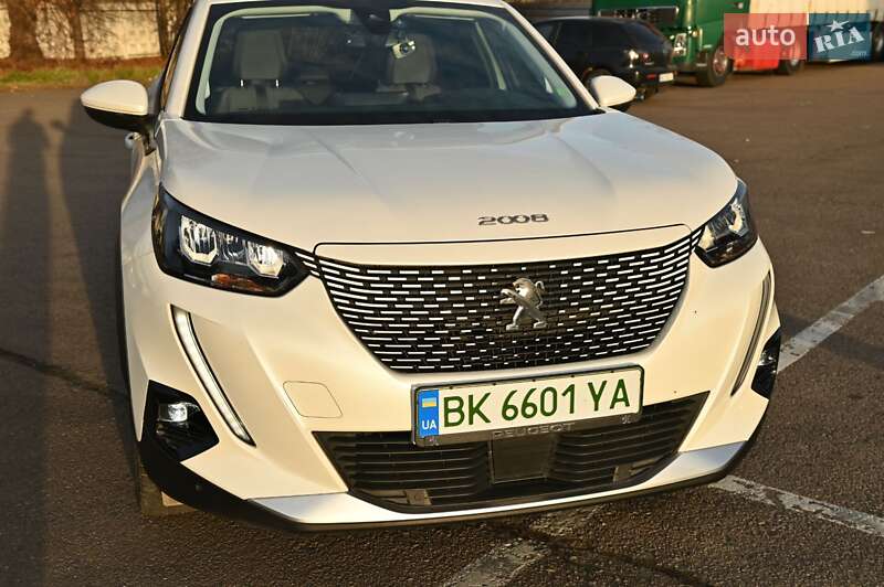 Внедорожник / Кроссовер Peugeot e-2008 2021 в Ровно