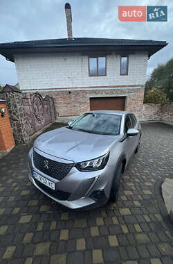 Внедорожник / Кроссовер Peugeot e-2008 2021 в Львове