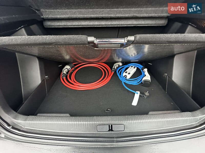 Внедорожник / Кроссовер Peugeot e-2008 2020 в Ровно фото 38 Внедорожник / Кроссовер Peugeot e-2008 2020 в Ровно