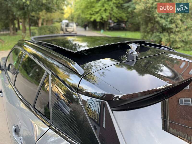 Внедорожник / Кроссовер Peugeot e-2008 2024 в Львове