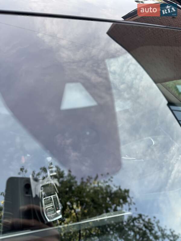 Внедорожник / Кроссовер Peugeot e-2008 2024 в Львове